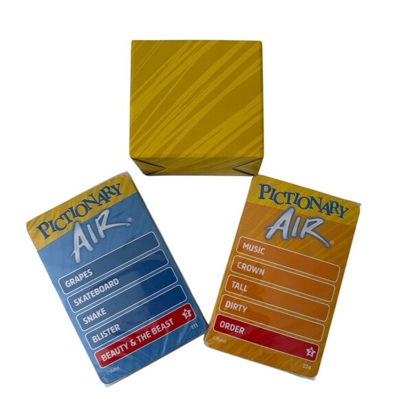 Pictionary Air Family Game Open Box Sealed Cards Pen Tested and Works Family Fun - Picture 4 of 8
